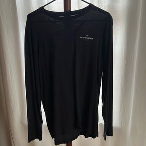 Travis Mathew Long Sleeve Shirt